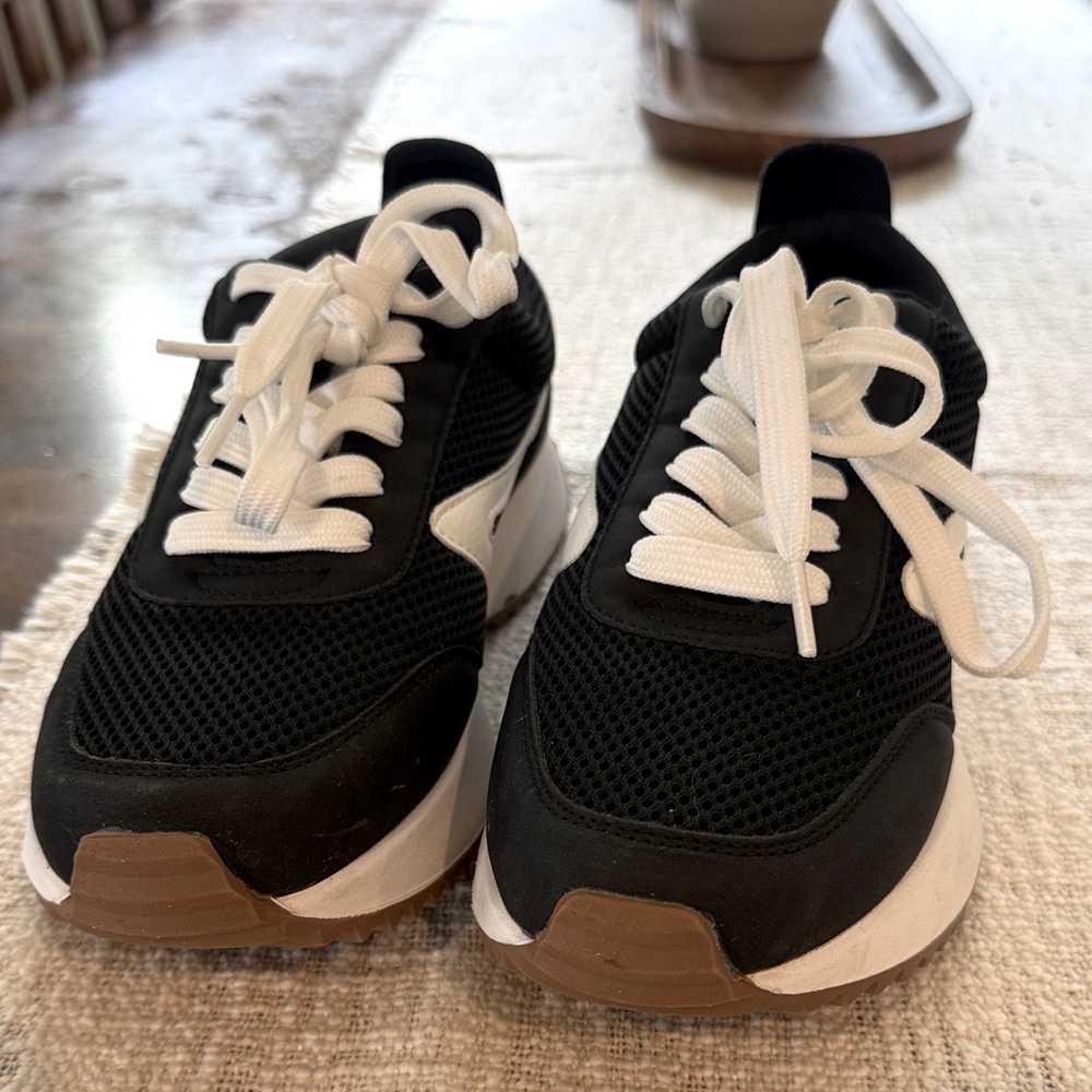 DV by Dolce Vita Black and White Sneakers
